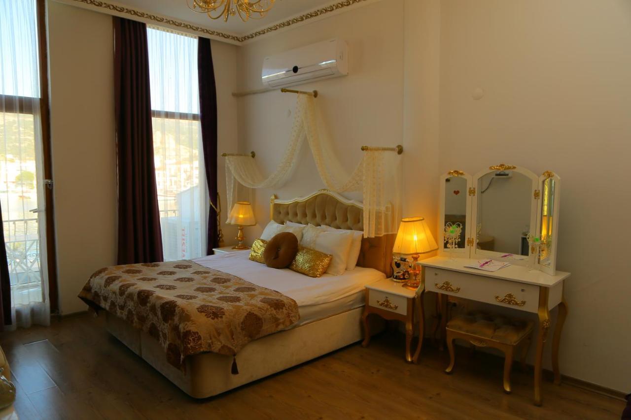 Huri & Nuri Hotel (Adults Only) Foça Ngoại thất bức ảnh