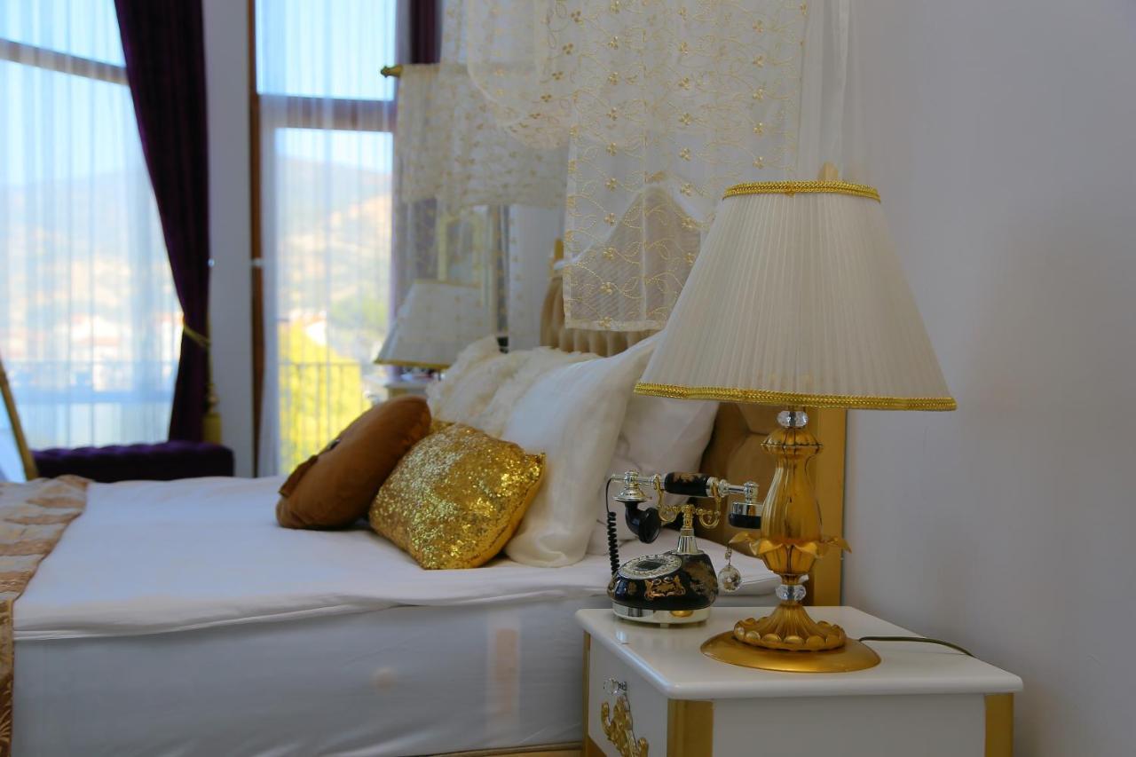 Huri & Nuri Hotel (Adults Only) Foça Ngoại thất bức ảnh