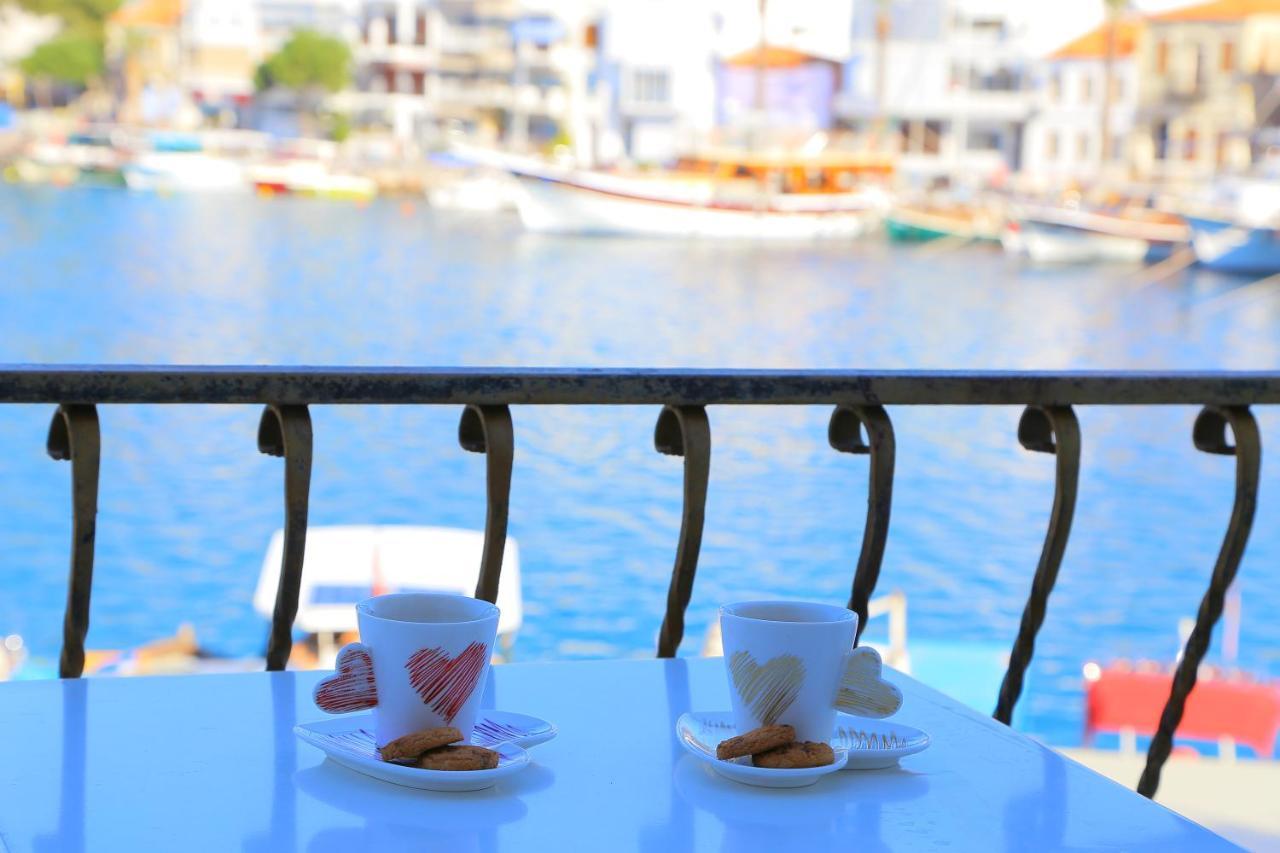 Huri & Nuri Hotel (Adults Only) Foça Ngoại thất bức ảnh