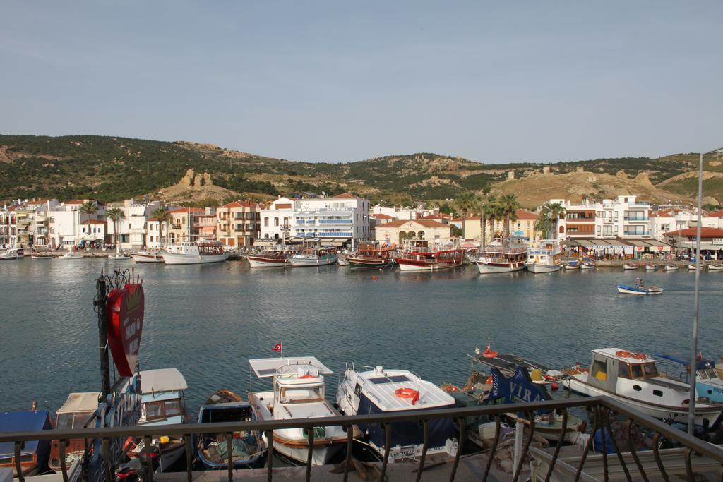 Huri & Nuri Hotel (Adults Only) Foça Ngoại thất bức ảnh