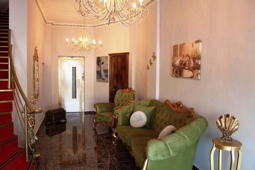 Huri & Nuri Hotel (Adults Only) Foça Ngoại thất bức ảnh