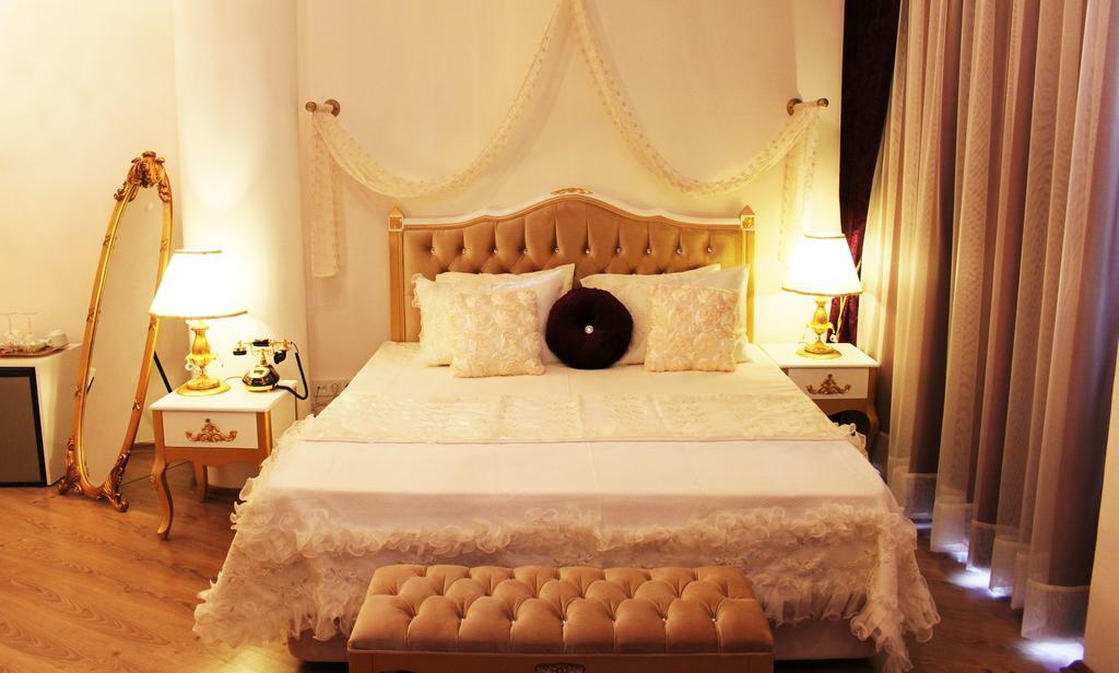 Huri & Nuri Hotel (Adults Only) Foça Ngoại thất bức ảnh