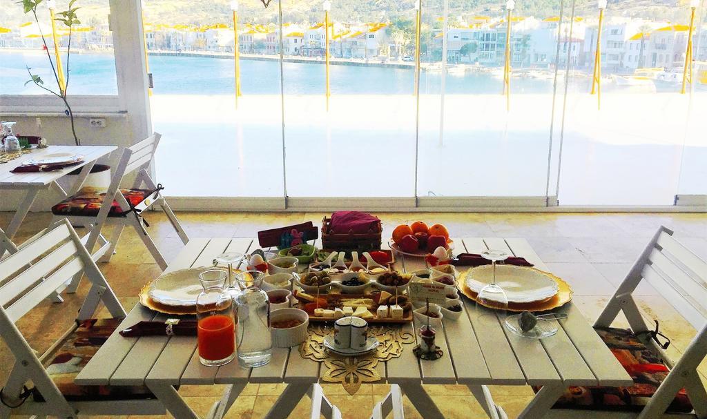 Huri & Nuri Hotel (Adults Only) Foça Ngoại thất bức ảnh